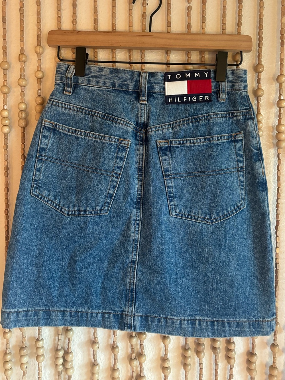 Vintage Tommy Hilfiger Y2K 90s Style Medium Wash Denim Mini Preppy Mom Skirt 2 - Picture 1 of 5